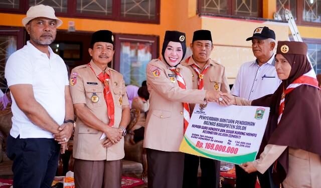 Ketua Kwarcab dan Asisten I Pemkab Solok Hadiri Hari Pramuka Nasional Ke-63 Tahun 2024 Di Kecamatan Hiliran Gumanti