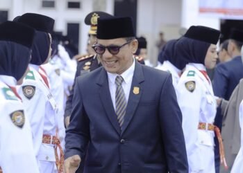 Ketua Sementara DPRD Fauzi Rusli Bangga Kepada 65 Orang Paskibra Kota Solok