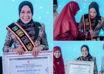 Penghargaan Ayah Bunda GenRe Pengayom BKKBN Sumbar 2024 Diraih Bupati dan Ketua TP-PKK Kabupaten Solok