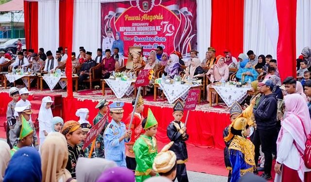 HUT RI Ke-79 di Kabupaten Solok Dimeriahkan Pawai Alegoris Bertemakan Nusantara Baru Indonesia Maju