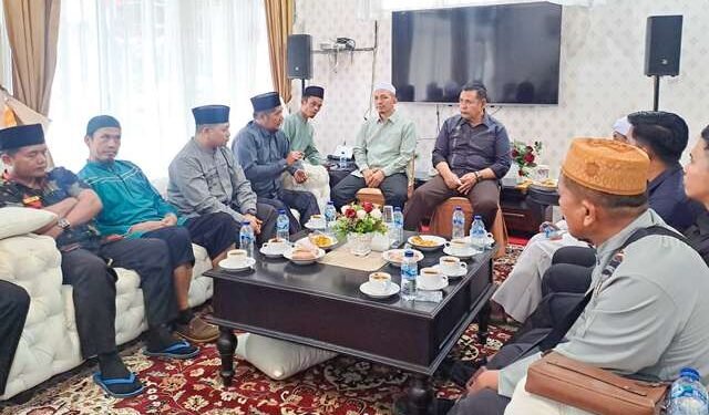 Sambut Kedatangan FKPP Bupati Epyardi Asda Janji Akan Bantu pondok Pesantren Di Kabupaten Solok
