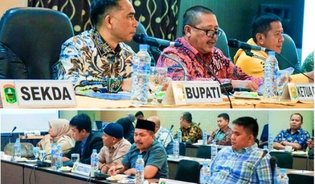 Bupati Diwakili Sekdakab Solok Bersama Pansus DPRD Bahas Lima Rancangan Peraturan Daerah