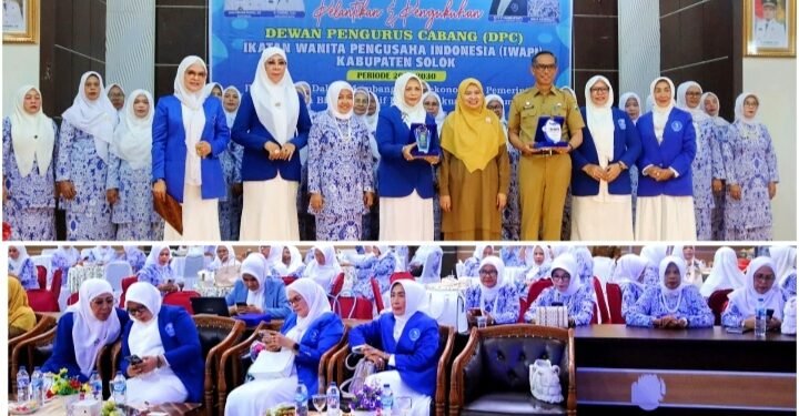 Sekda Kabupaten Solok Hadiri Pelantikan Pengurus DPC IWAPI Kabupaten Solok Periode 2025–2030