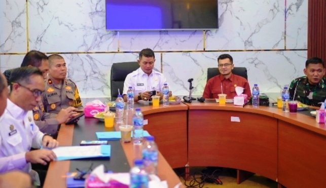 Bupati Solok Gelar FGD Mitigasi Kebakaran Hutan dan Lahan di Kabupaten Solok Bersama Forkopimda