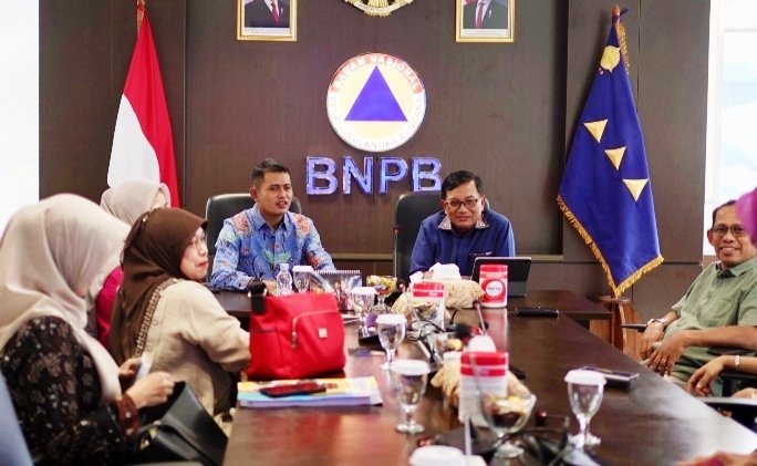 Bupati Solok Jon Firman Pandu Sambangi BNPB Bahas Penanganan Karhutla dan Rekonstruksi Pascabencana