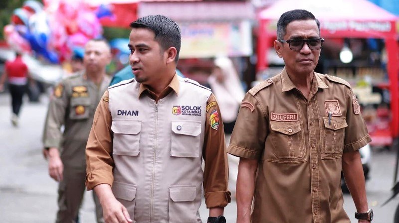 Pasca Bencana Angin Kencang Aktivitas di Pasar Raya Solok Sudah Kembali Normal