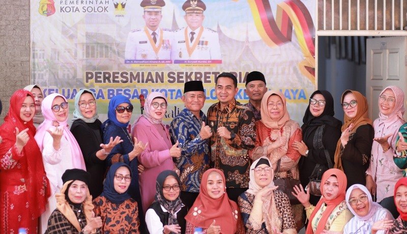 Wali Kota, Wawako dan Ketua DPRD Kota Solok Hadiri Peresmian Sekretariat KBKS Jaya di Jakarta