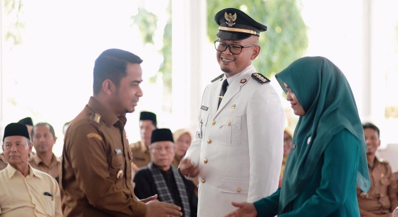 Wako Solok Pesan Soal Integritas dan Inovasi Kepada Camat Tanjung Harapan dan Lubuk Sikarah