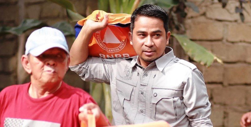 Wako Solok H. Ramadhani Kirana Putra Antar Langsung Bantuan ke Rumah Warga Terdampak Banjir