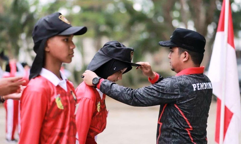 Wali Kota Solok Dr. H. Ramadhani Kirana Putra Buka Pemusatan Latihan Paskibra Kota Solok