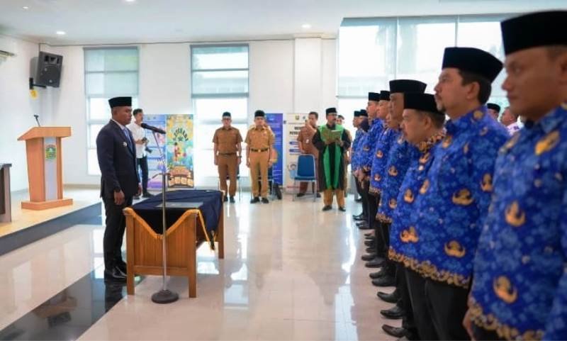 Bupati Solok Jon Firman Pandu Lantik Pejabat Pimpinan Tinggi Pratama di Lingkup Pemkab Solok